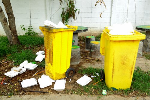 Convenient skip hire solutions in Kingston