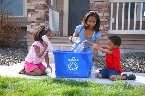 Environmental benefits of using enclosed skips