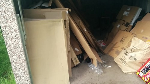 Different types of skips available for hire